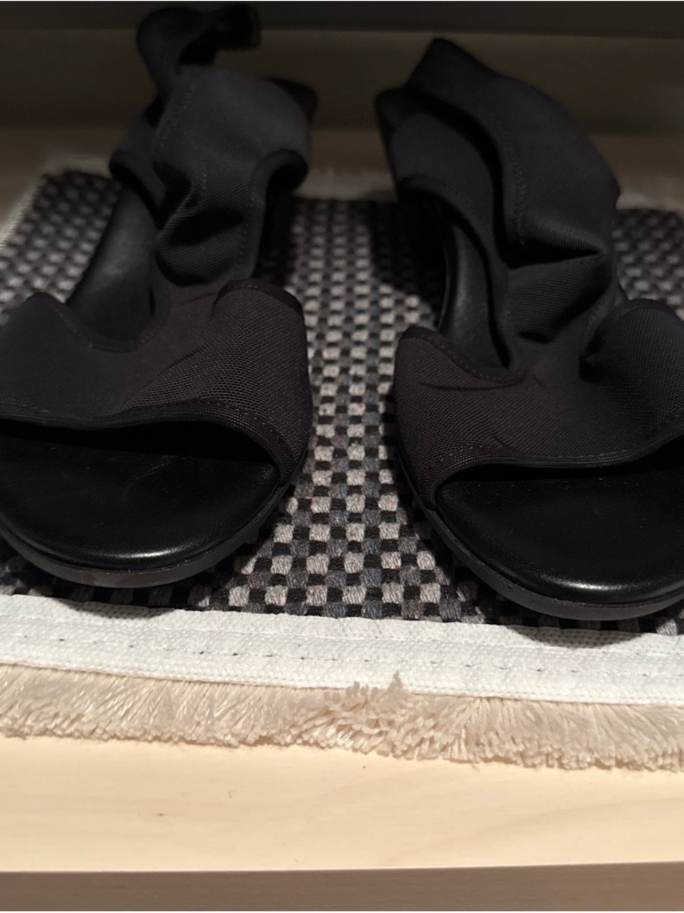 Sesto Meucci Black Ruffle Strap Heeled Sandals
